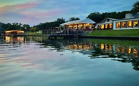 Lake Austin Spa Resort